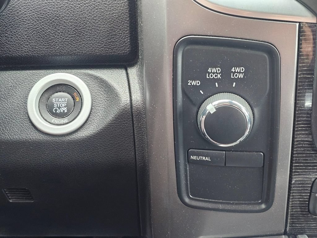 Used 2015 RAM 3500 Laramie Longhorn AWD/4WD image 35