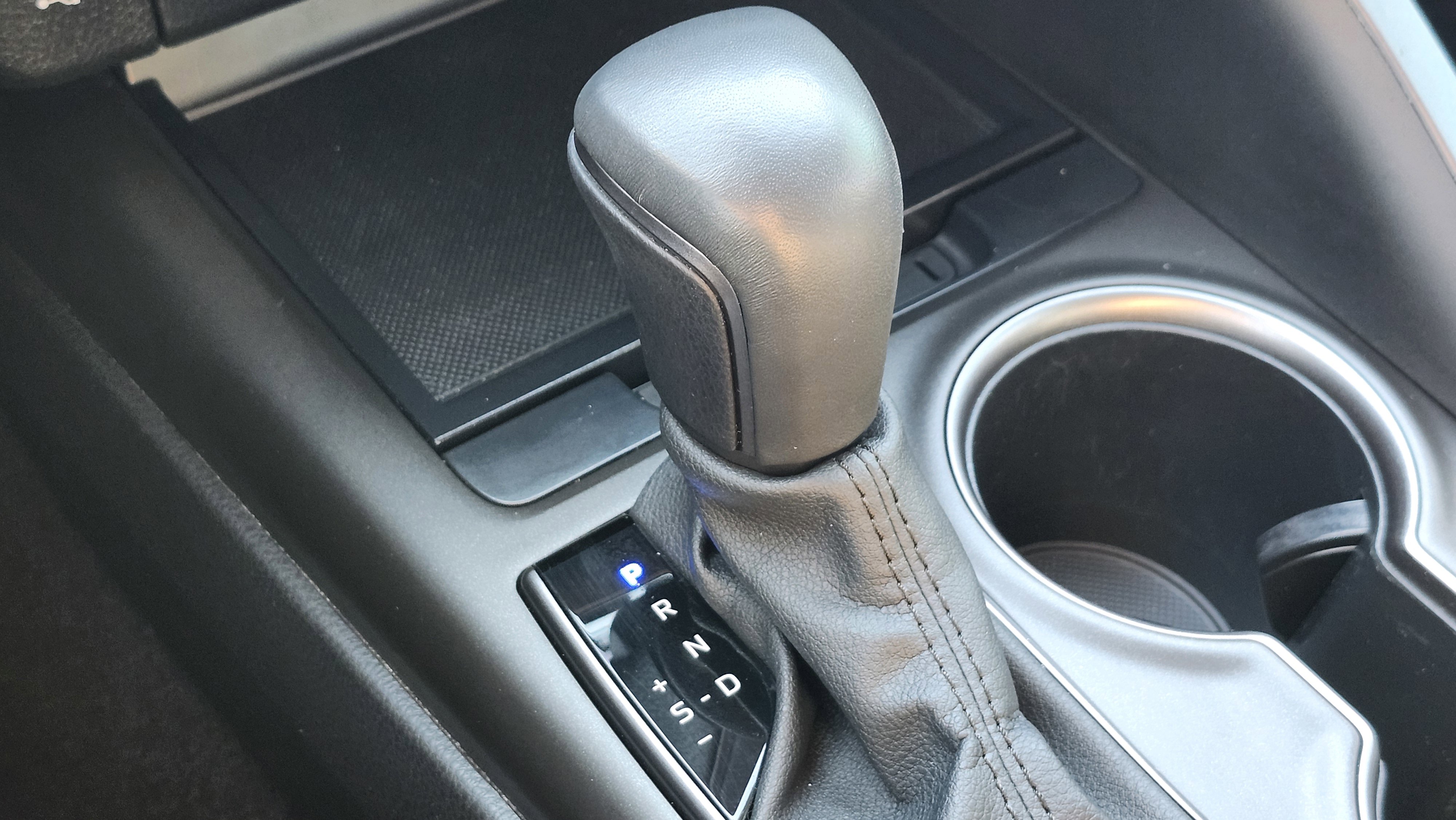 Used 2024 Toyota Camry SE image 29