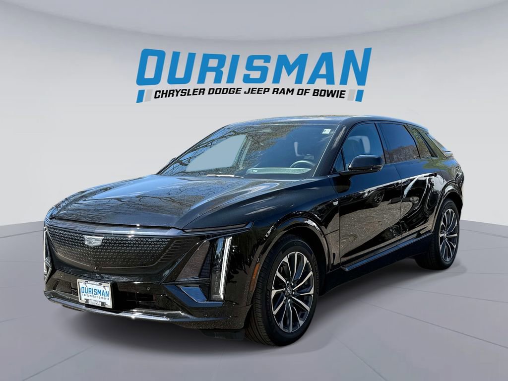 Used 2025 Cadillac Lyriq Sport image 5