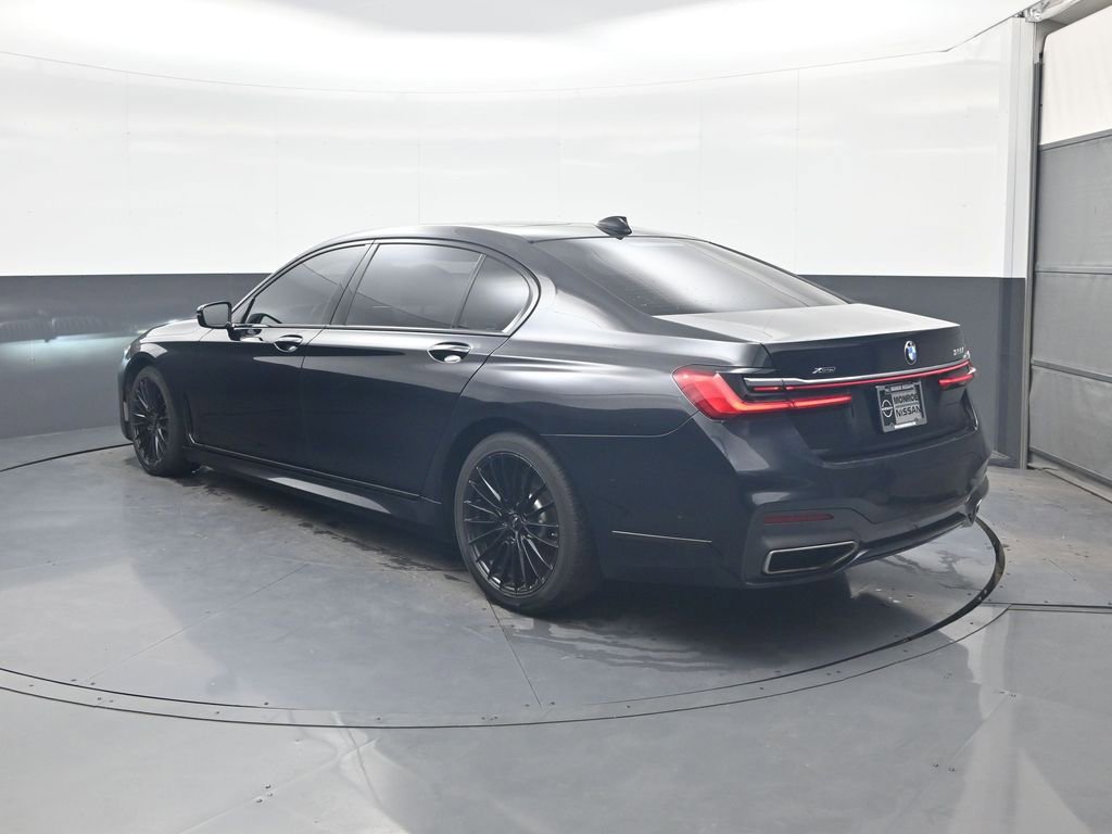 Used 2021 BMW 750i xDrive w/ Executive Package AWD/4WD image 7