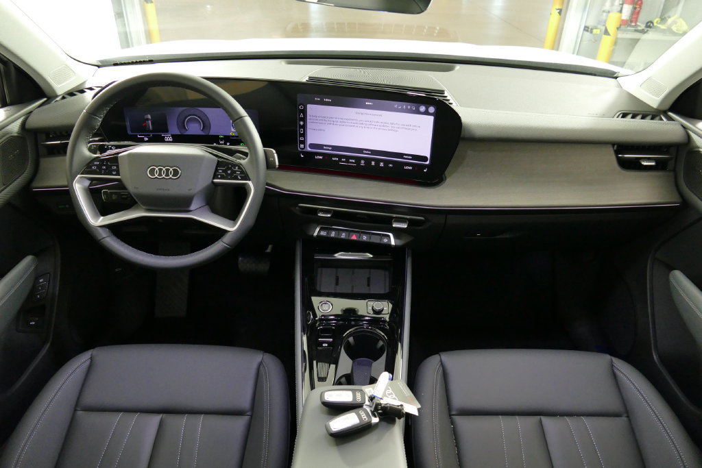 New 2026 Audi Q3 quattro 2.0T AWD/4WD image 25