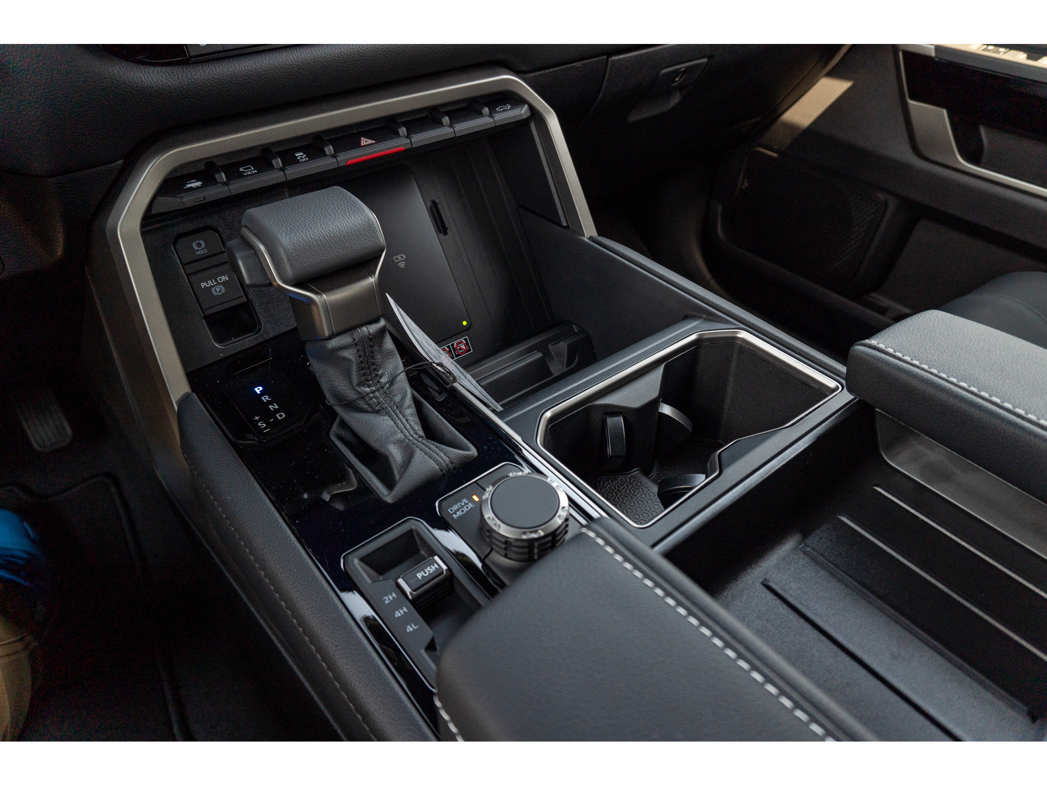 New 2026 Toyota Tundra Limited AWD/4WD image 25