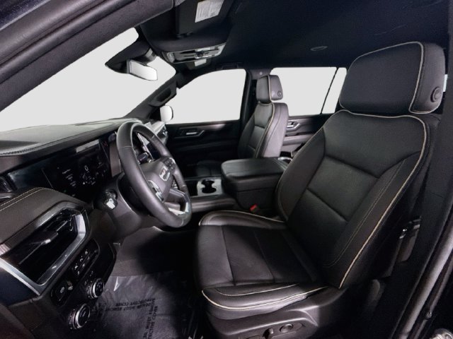 Used 2025 GMC Yukon XL Elevation RWD image 21