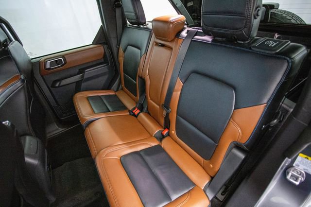 Used 2024 Ford Bronco Outer Banks AWD/4WD image 25