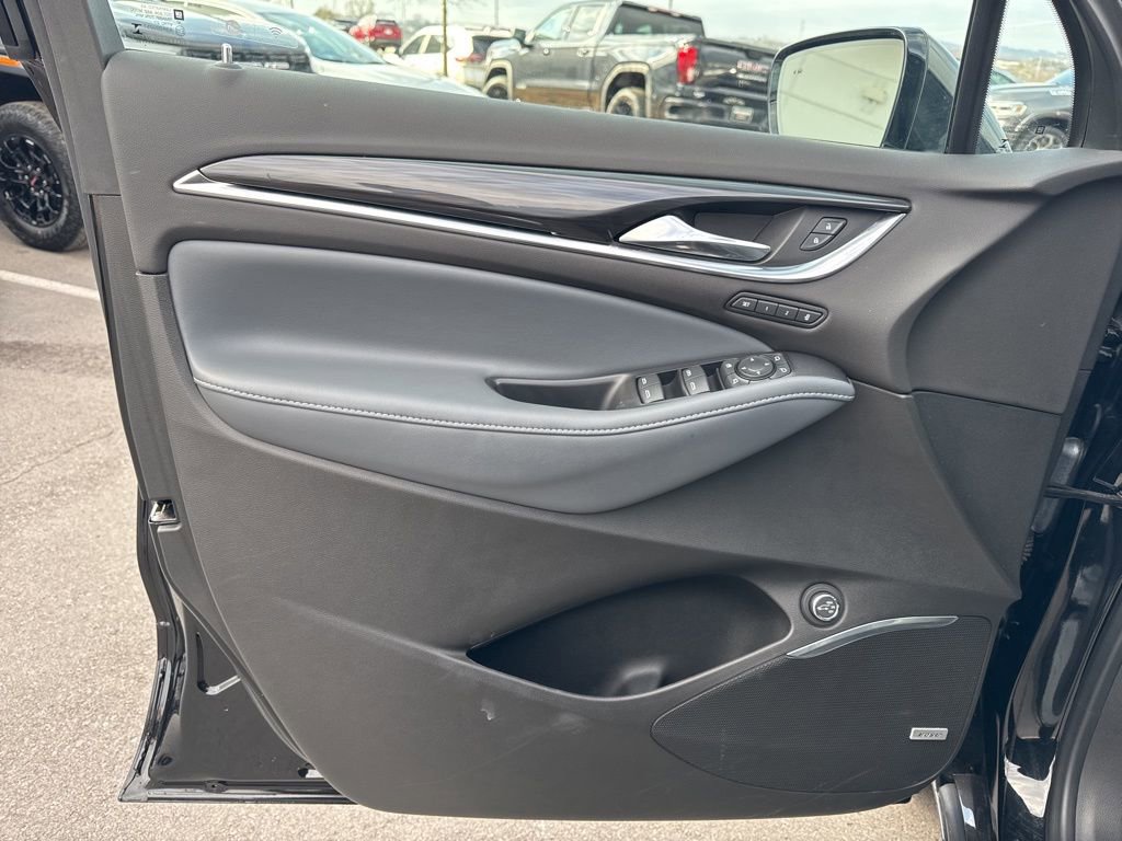 Used 2022 Buick Enclave Premium w/ Experience Buick Package image 10