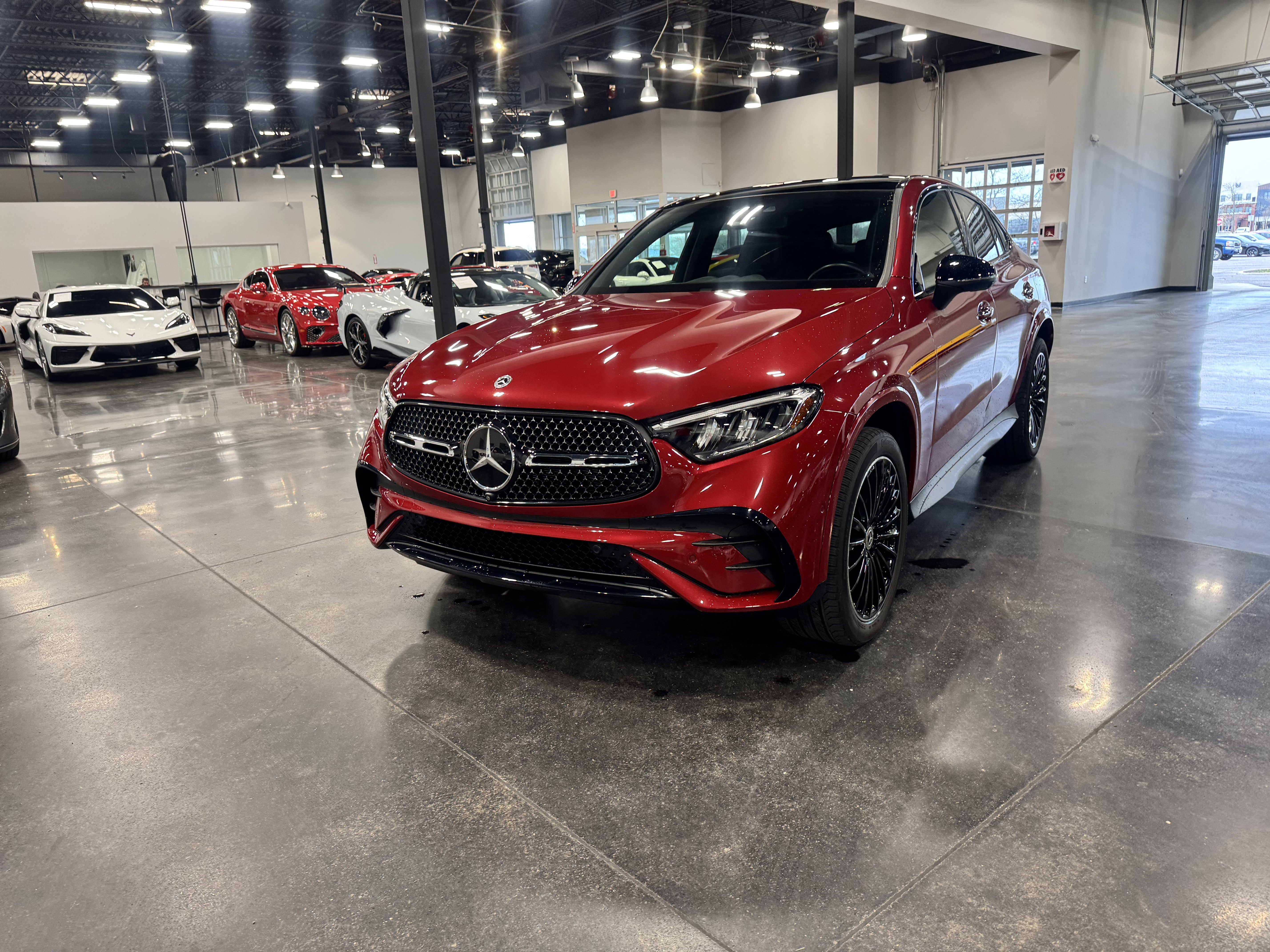 Used 2024 Mercedes-Benz GLC 300 4MATIC image 24