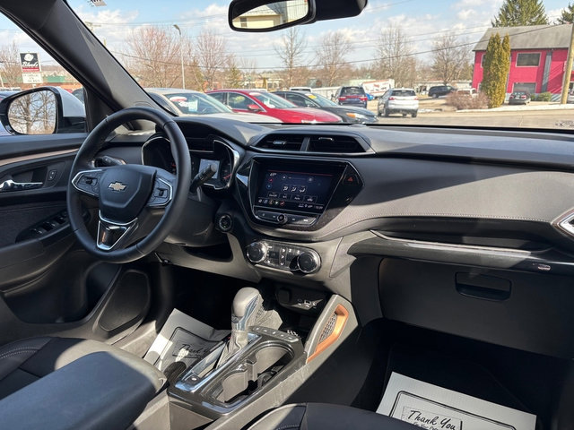 Used 2023 Chevrolet TrailBlazer ACTIV w/ Convenience Package image 29