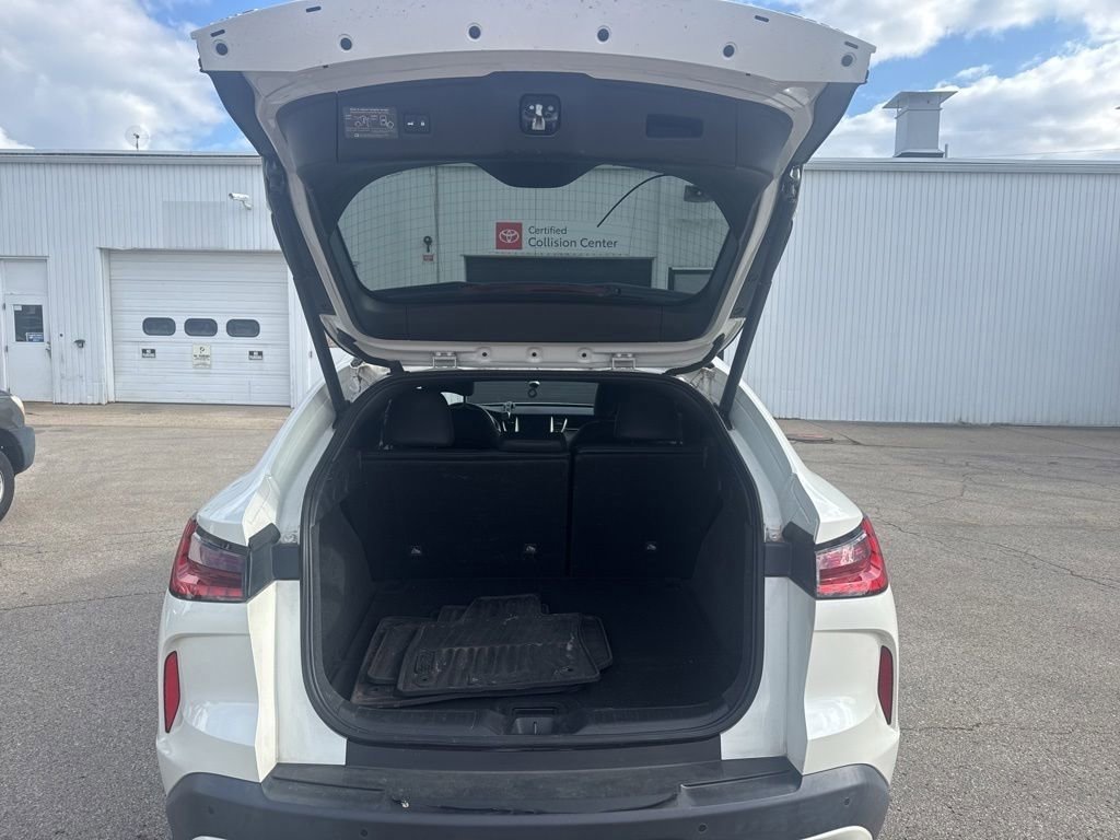 Used 2022 INFINITI QX55 Luxe w/ Cargo Package AWD/4WD image 16