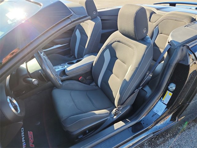 Certified 2020 Chevrolet Camaro LT w/ RS Package image 18