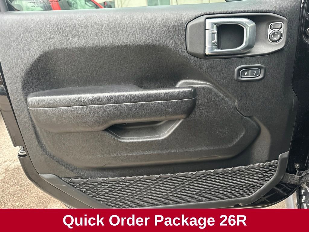 Used 2022 Jeep Gladiator Rubicon w/ Cold Weather Group image 12