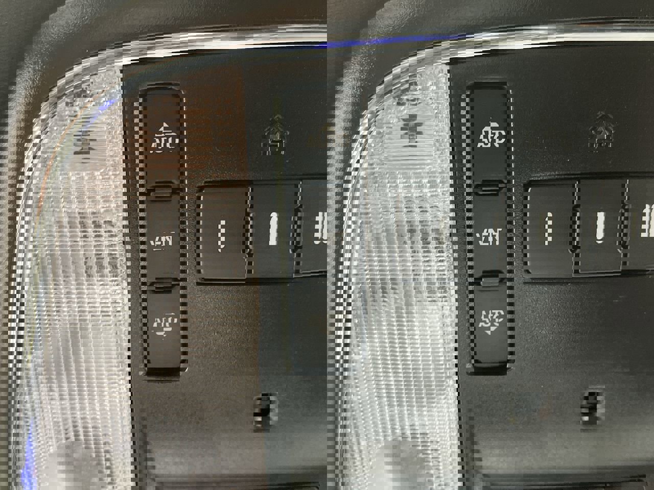 Used 2019 Jeep Grand Cherokee Limited w/ Trailer Tow Group IV image 25