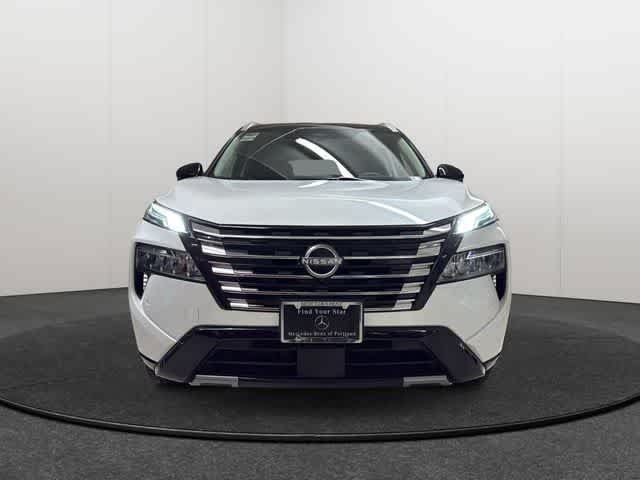 Used 2024 Nissan Rogue Platinum w/ Platinum Premium Package AWD/4WD image 2