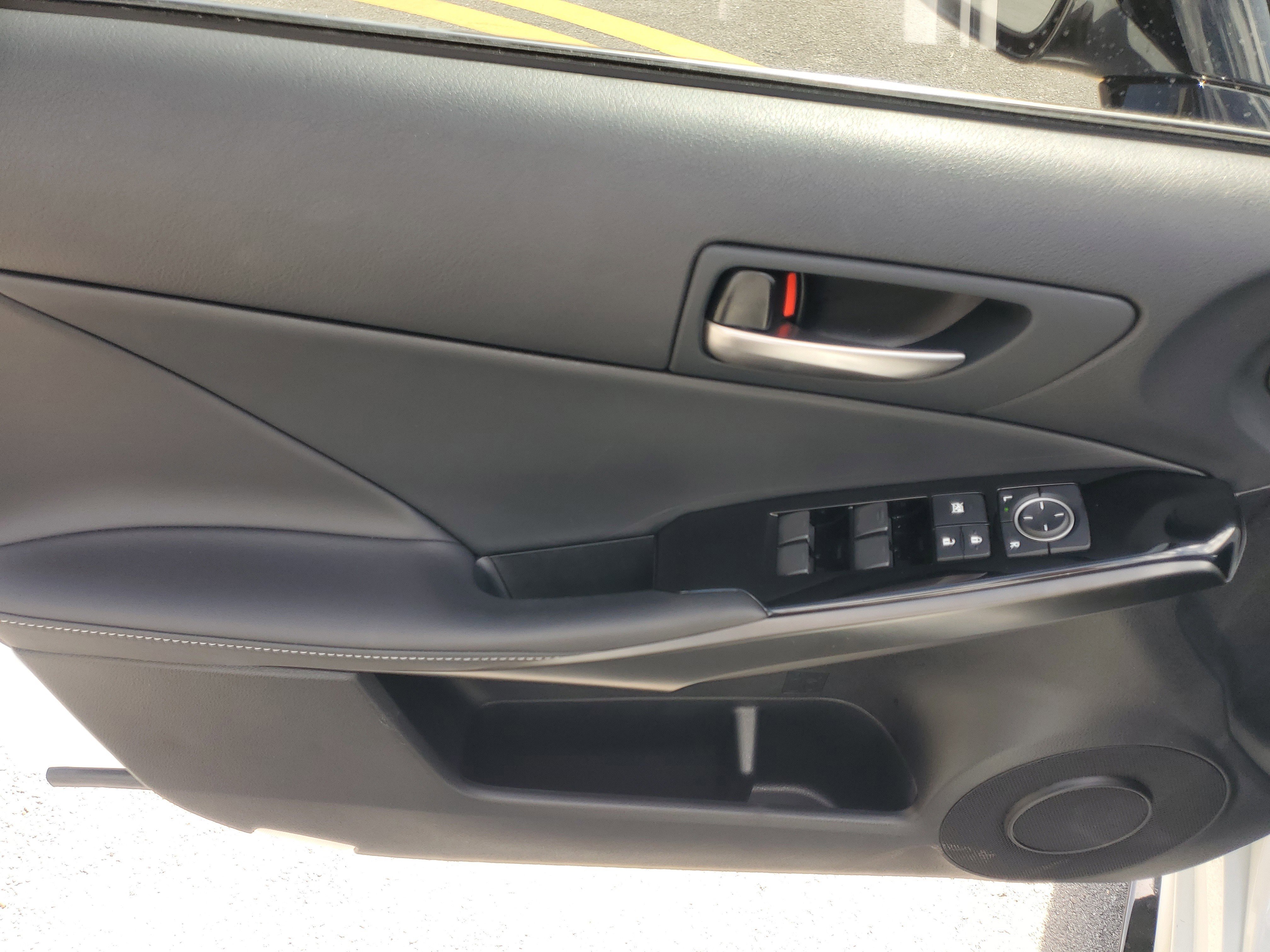 Certified 2025 Lexus IS 350 F Sport w/ Accessory Package 2 RWD image 18