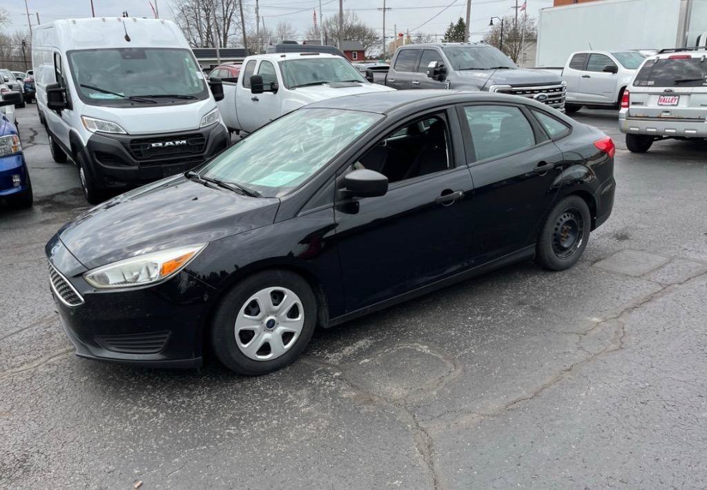 Used 2016 Ford Focus S FWD image 1