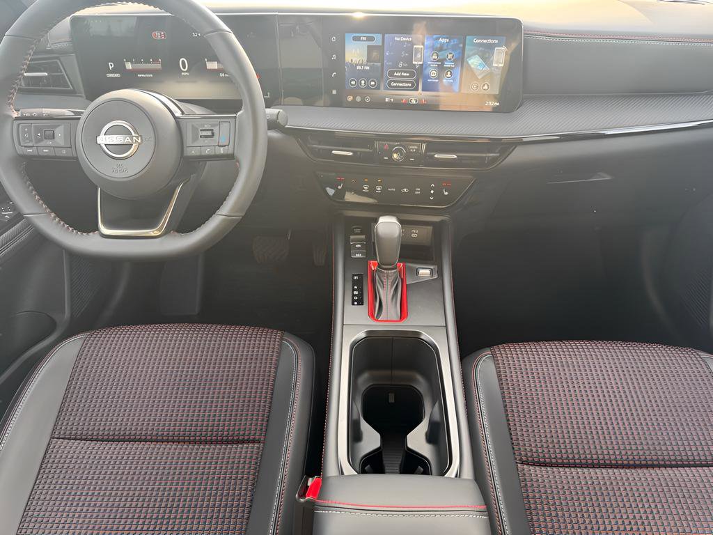 New 2026 Nissan Kicks SR w/ Cold Weather Package AWD/4WD image 8