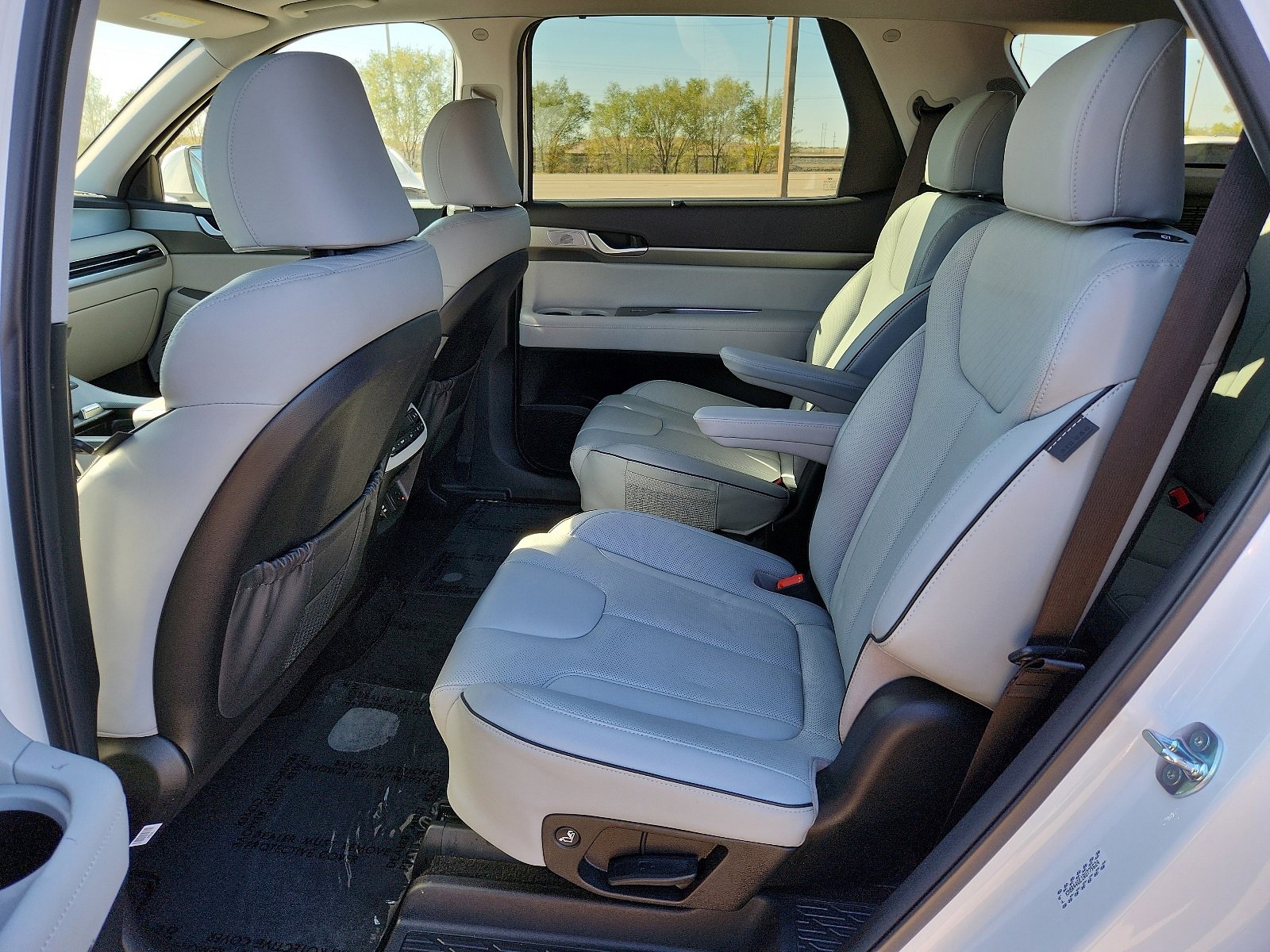 New 2024 Hyundai Palisade SEL w/ Premium Package image 11