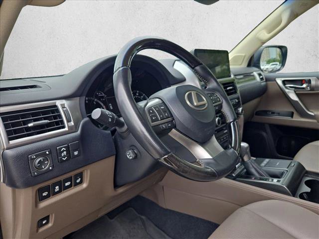 Used 2023 Lexus GX 460 Premium w/ Premium Plus Package AWD/4WD image 9