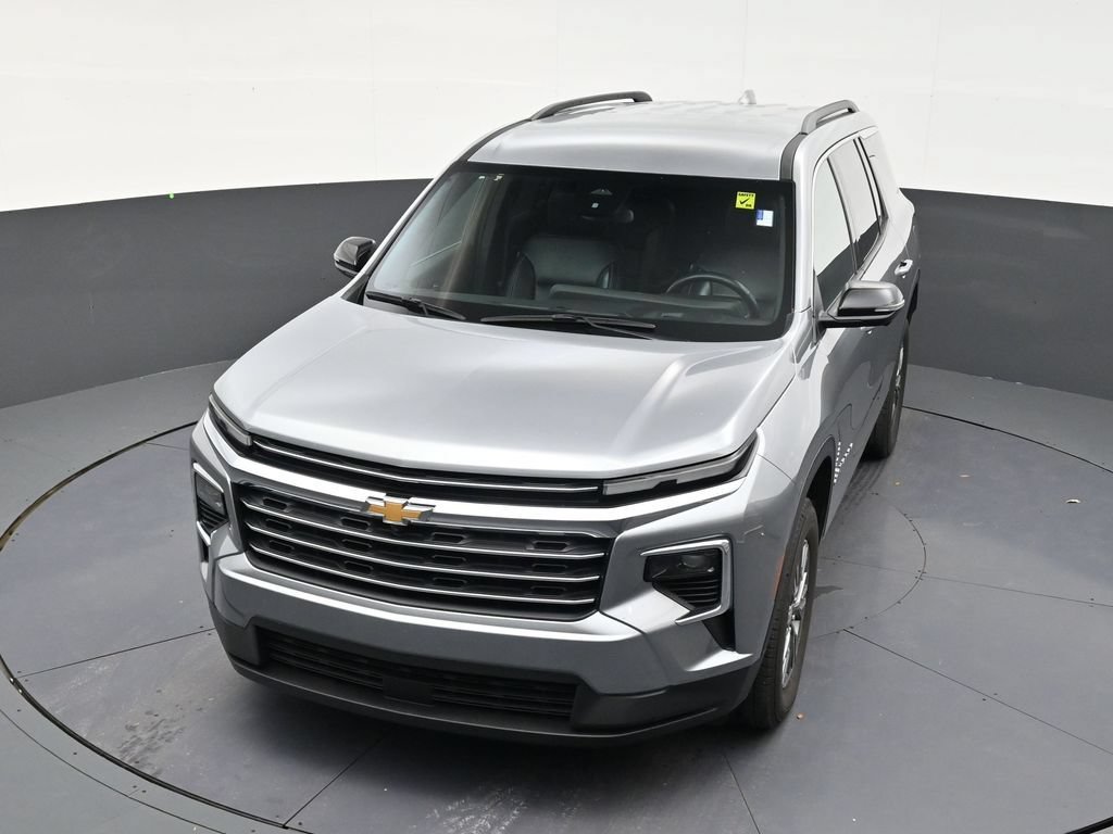 Used 2024 Chevrolet Traverse LS FWD image 17