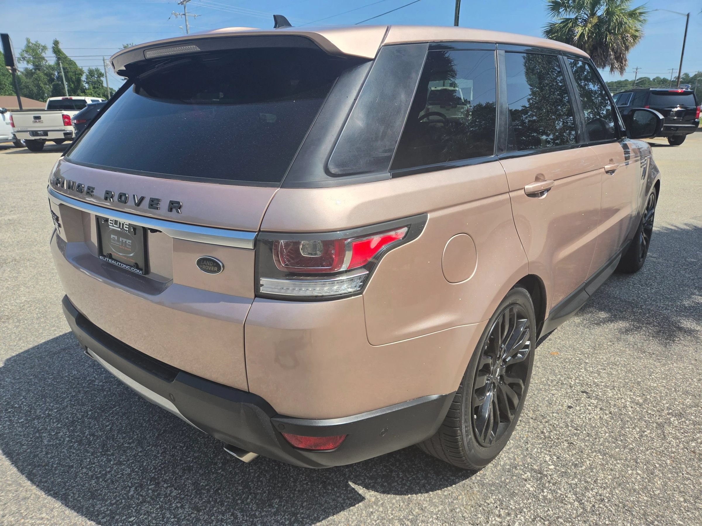 Used 2016 Land Rover Range Rover Sport HSE AWD/4WD image 5