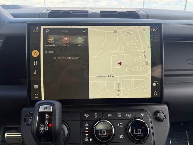 New 2026 Land Rover Defender 110 OCTA AWD/4WD image 20