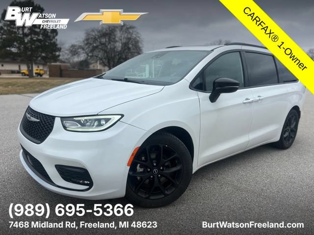 Used 2025 Chrysler Pacifica Limited
