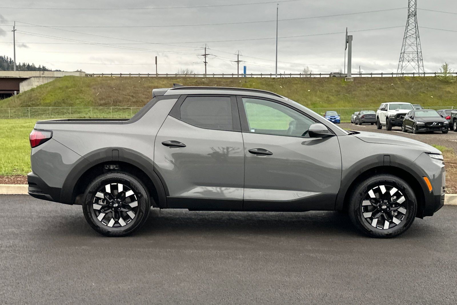 New 2025 Hyundai Santa Cruz SEL video 2