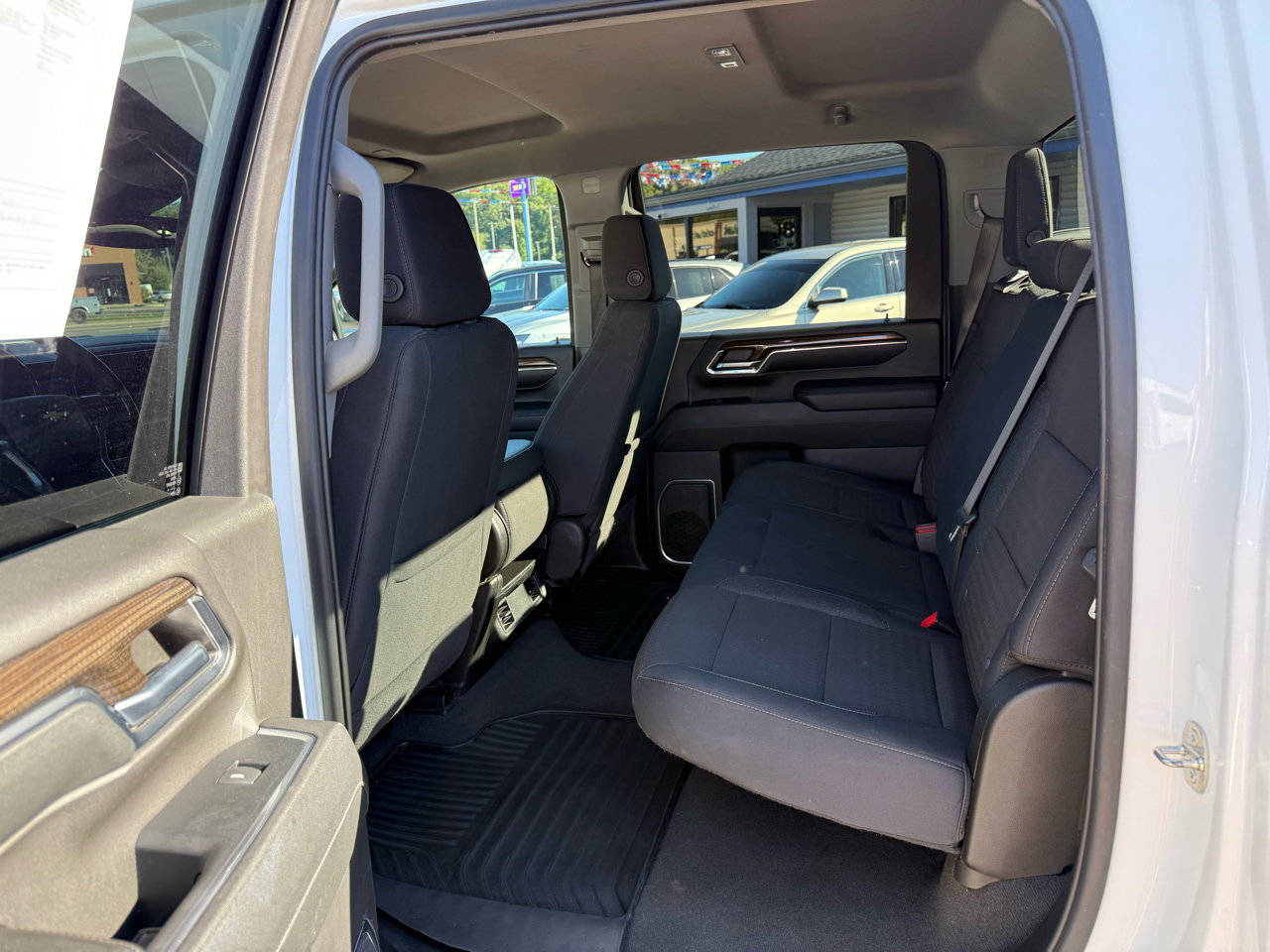 Used 2024 Chevrolet Silverado 2500 LT image 17