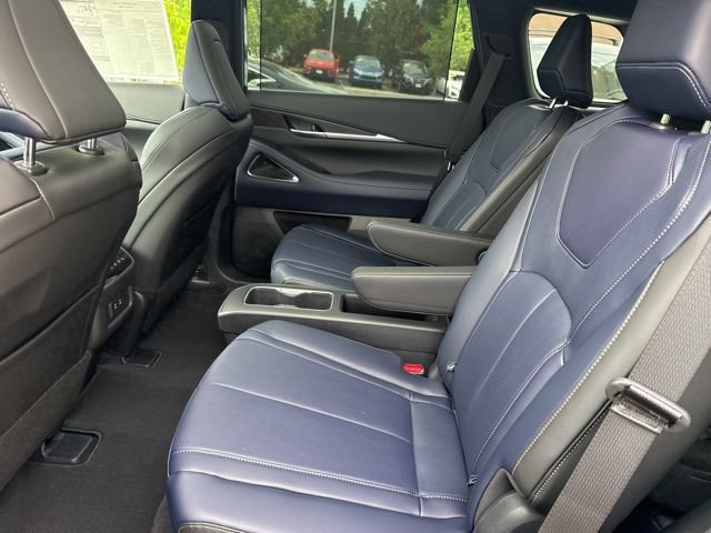 New 2026 INFINITI QX60 Sport w/ Dark Cargo Package AWD/4WD image 11