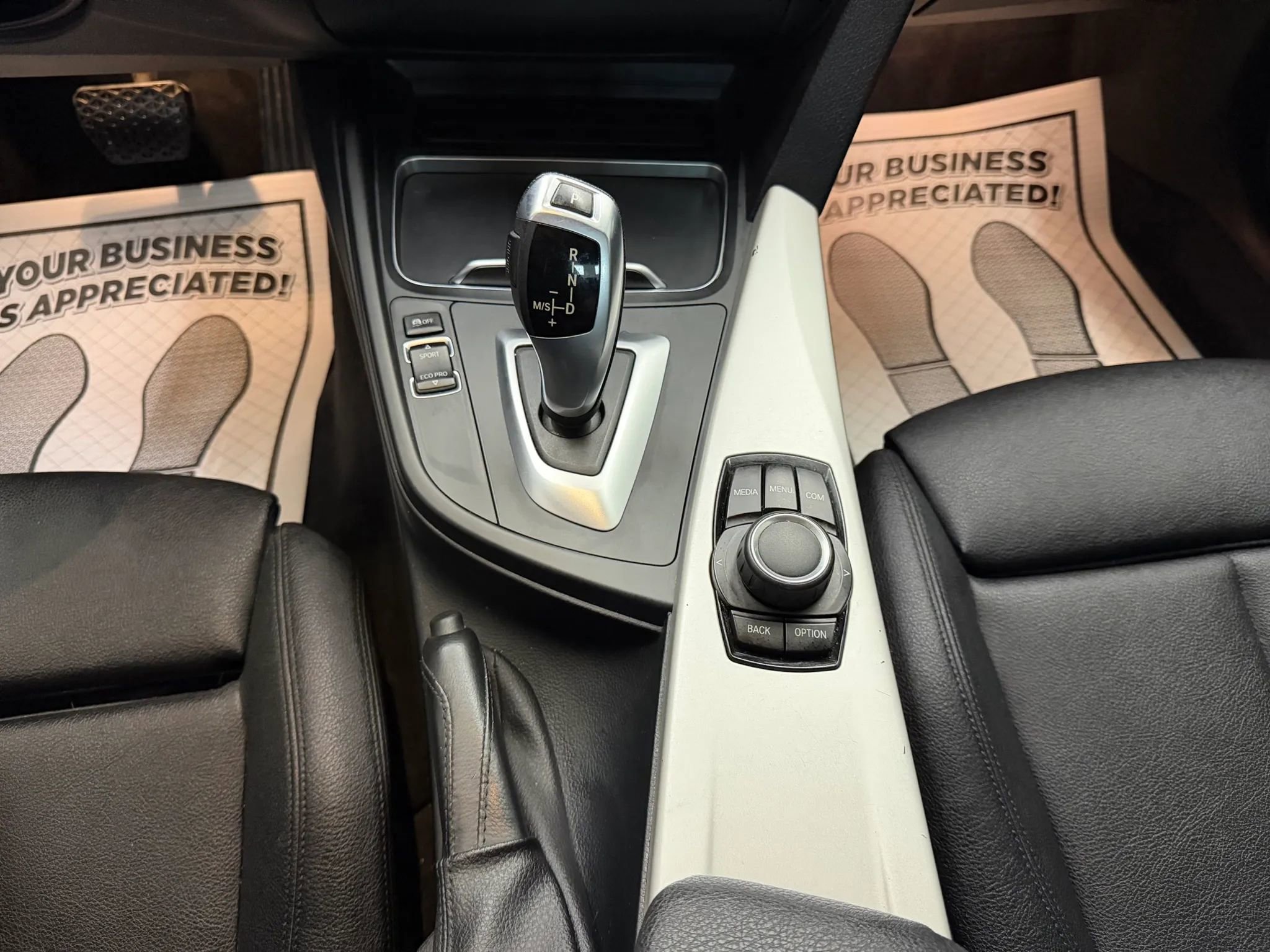 Used 2018 BMW 320i xDrive Sedan AWD/4WD image 16