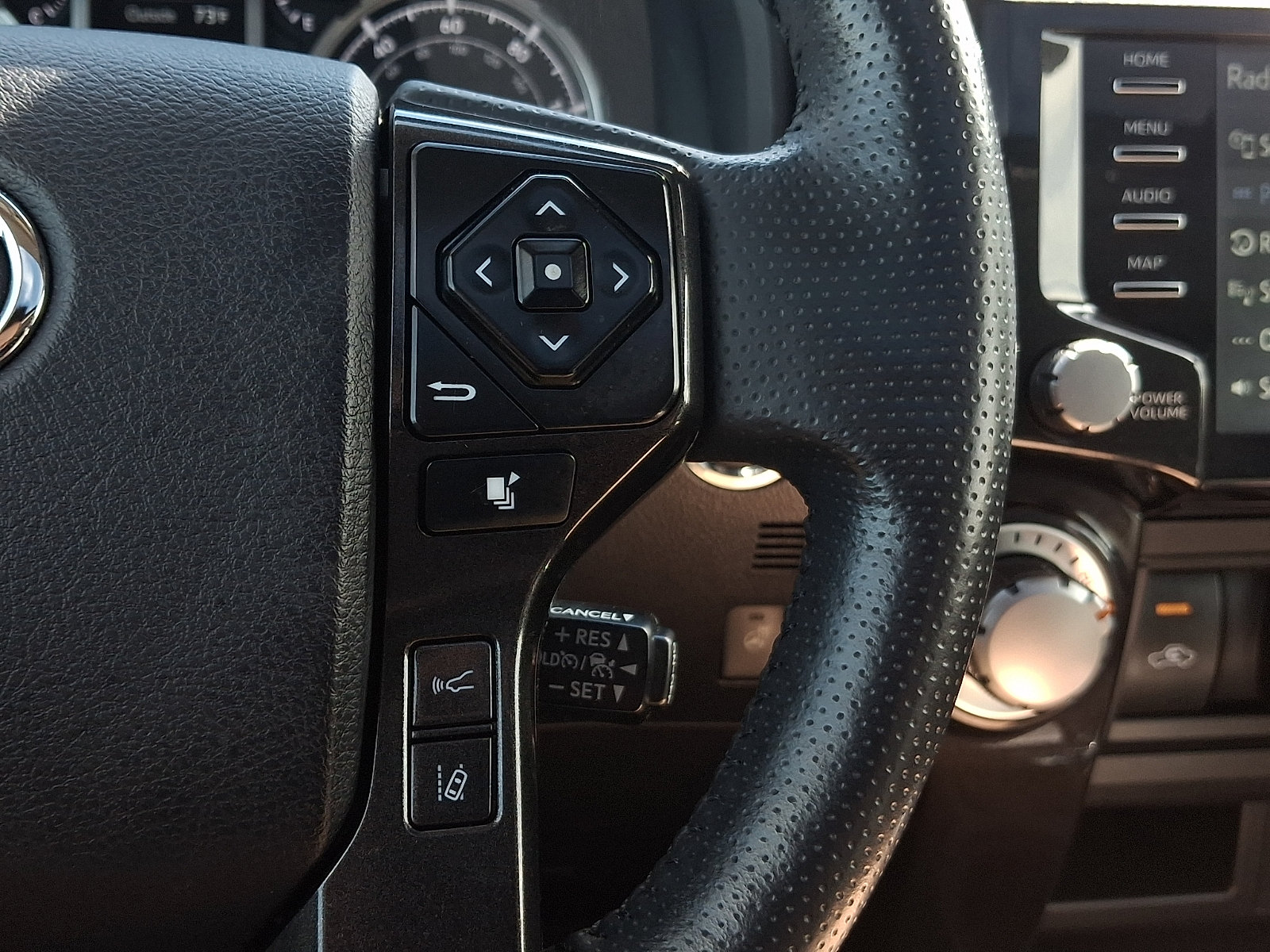 Used 2023 Toyota 4Runner TRD Off-Road Premium w/ Off Road Premium Plus Package AWD/4WD image 22
