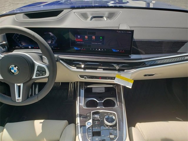 New 2026 BMW X7 M60i image 16