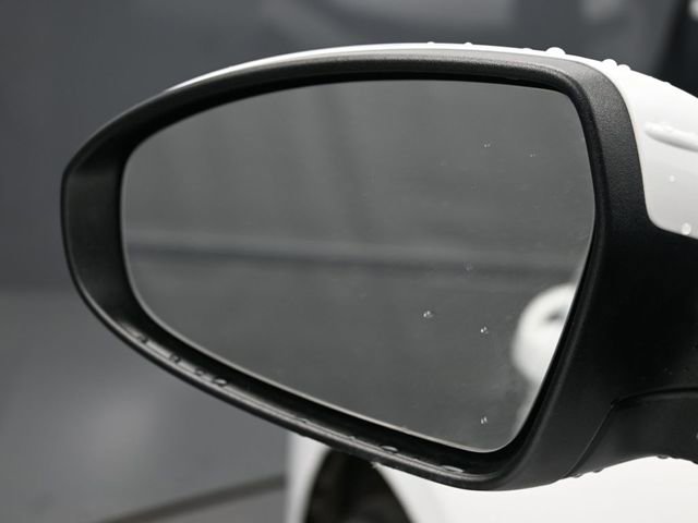 Used 2023 Kia Forte LXS image 8