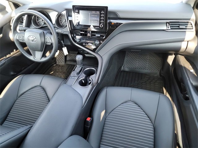 Used 2024 Toyota Camry SE image 36