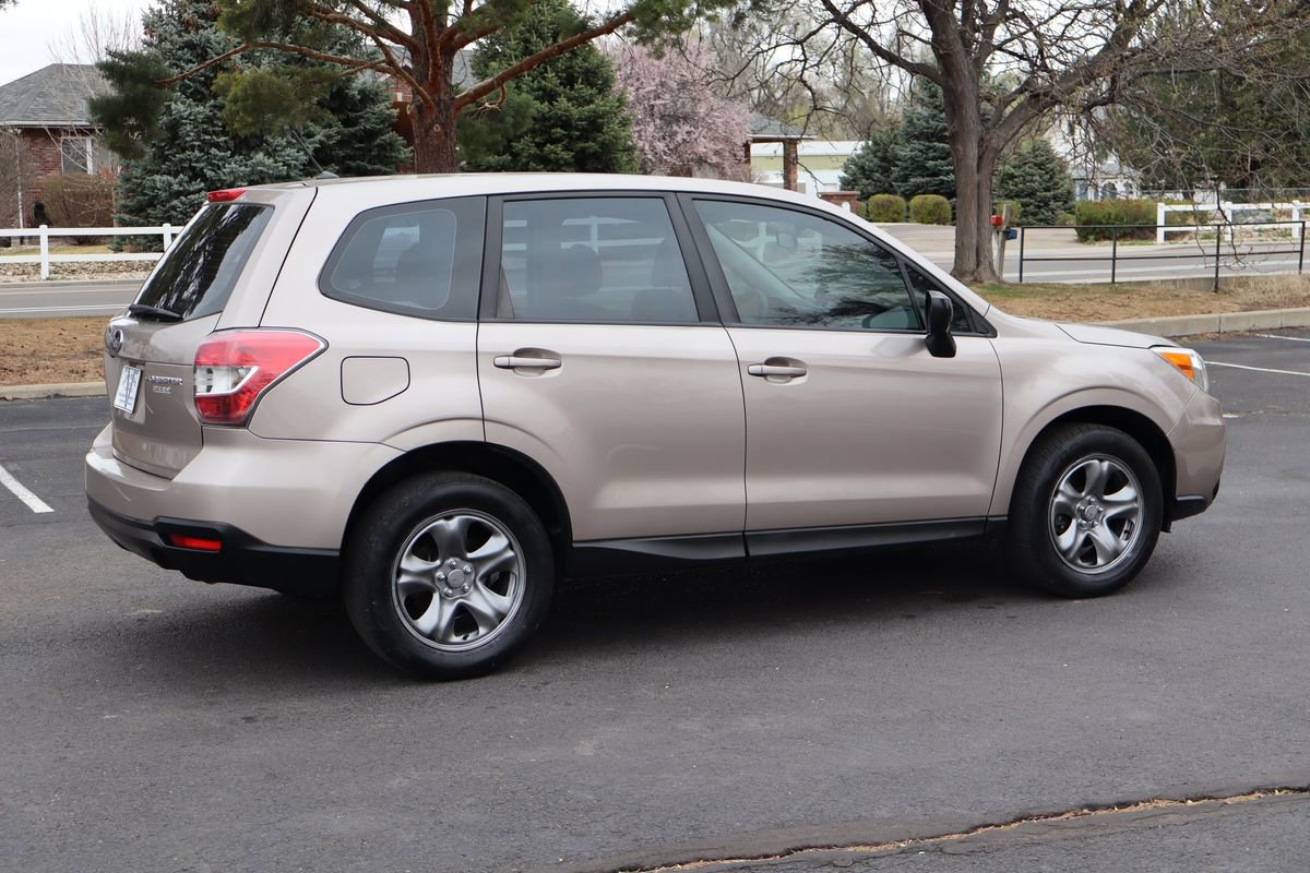 Used 2015 Subaru Forester 2.5i image 4