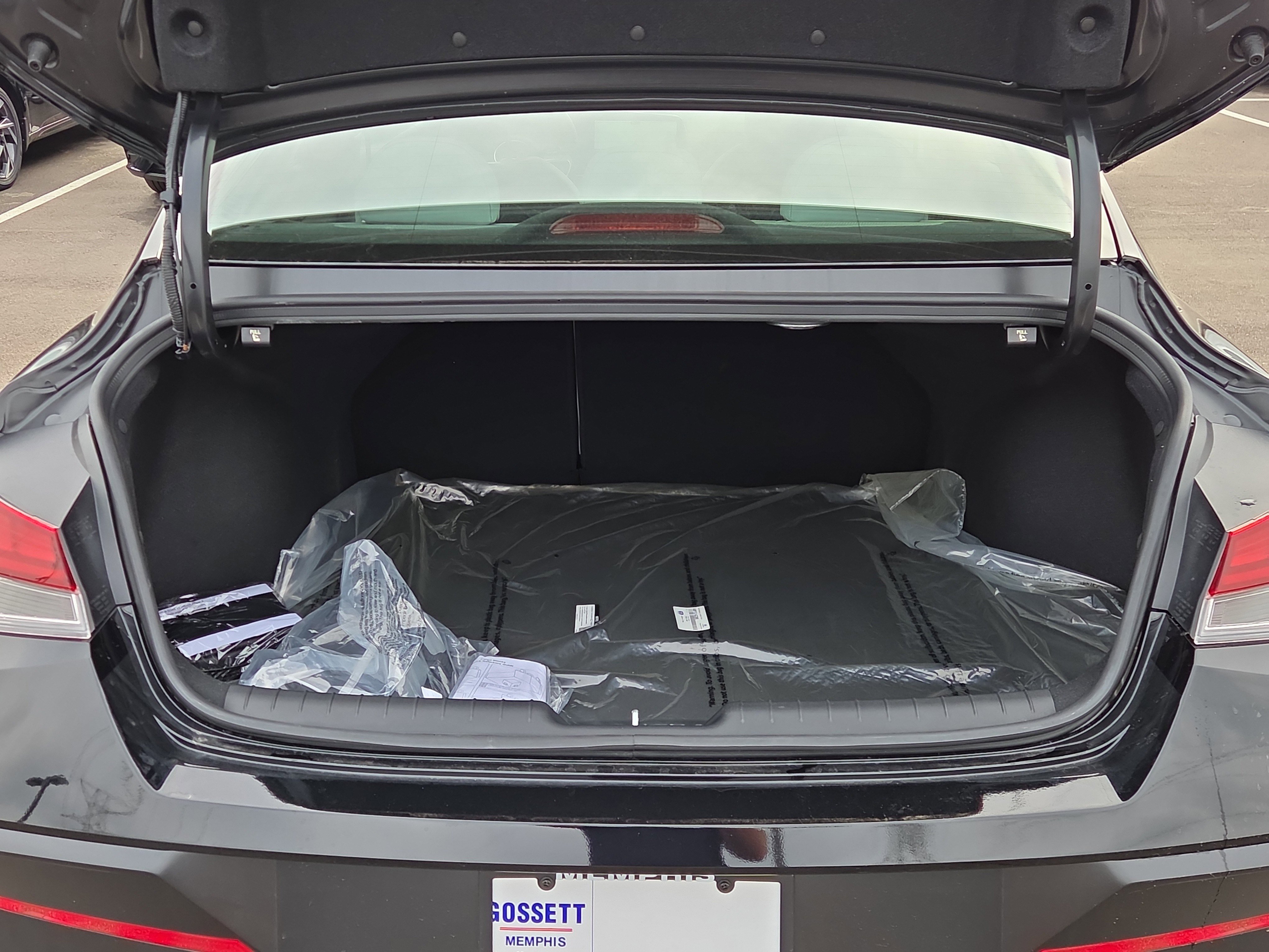 New 2026 Hyundai Elantra Limited image 4