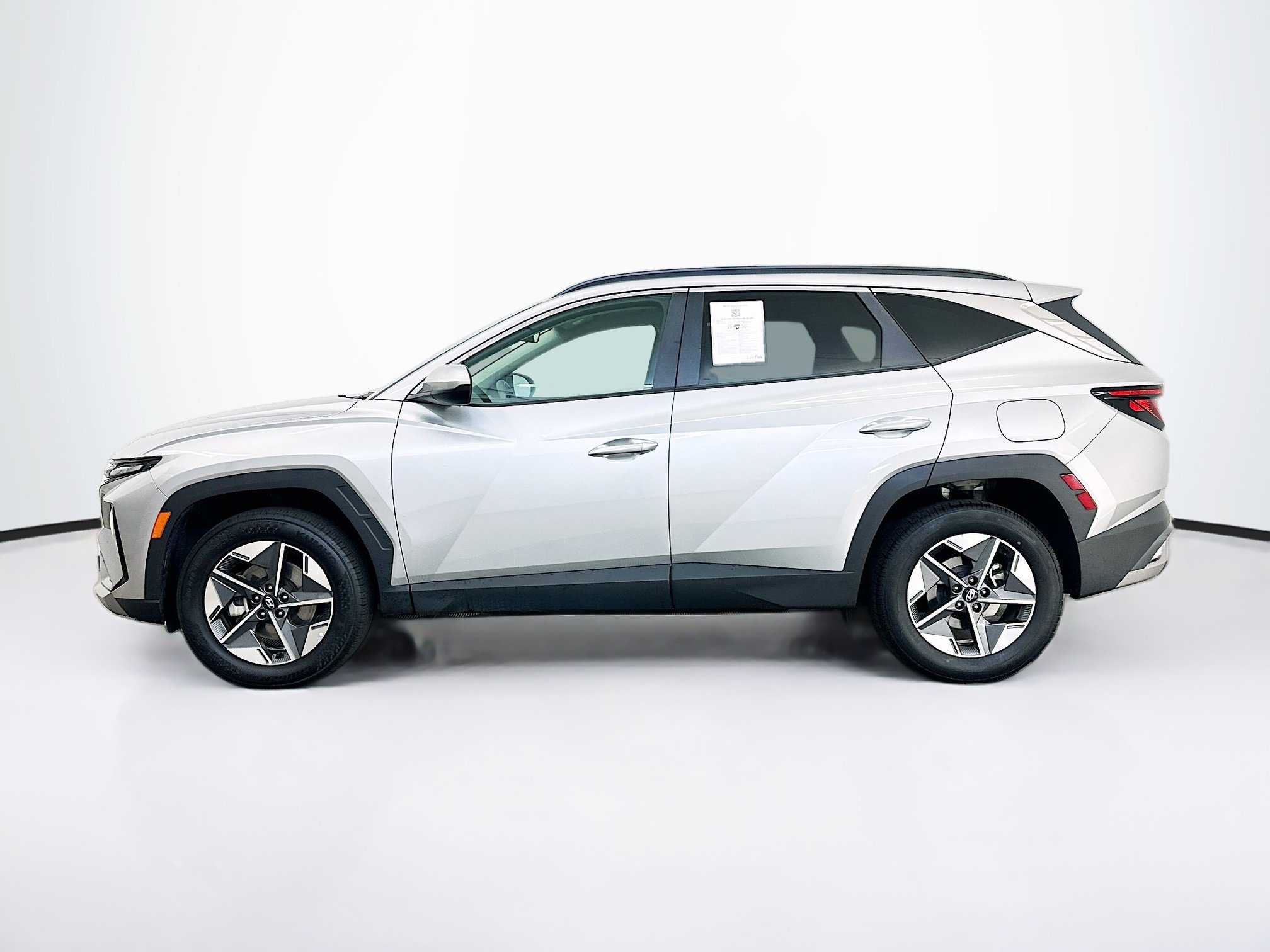 Used 2025 Hyundai Tucson SEL AWD/4WD image 4