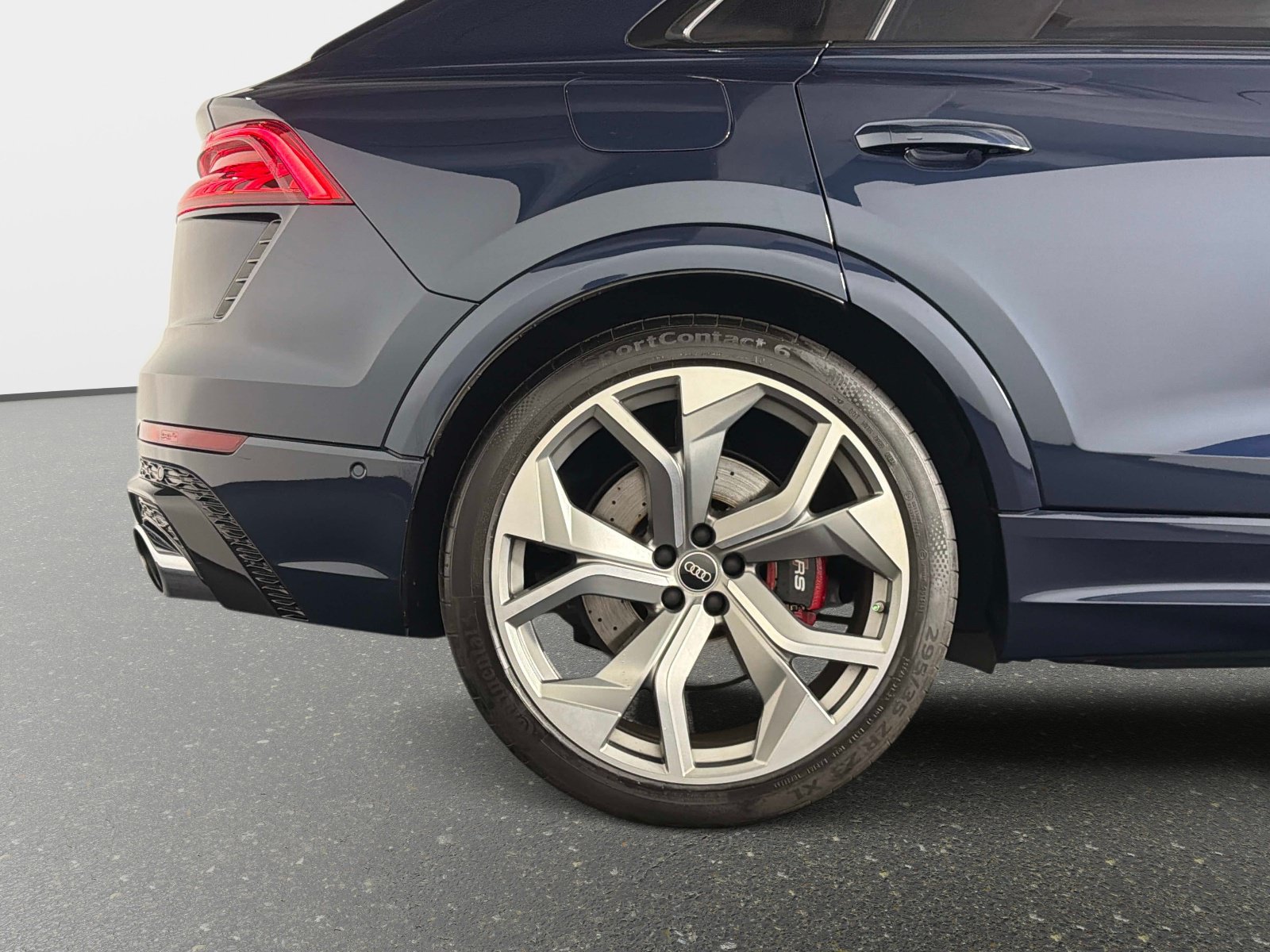 Used 2024 Audi RS Q8 AWD/4WD image 18