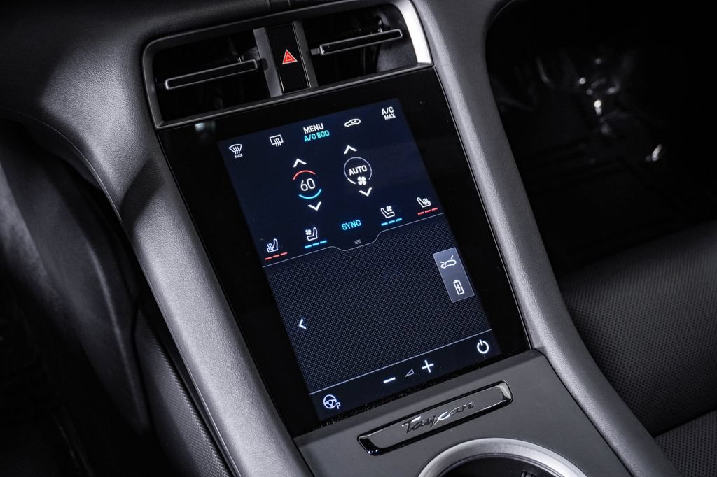 Certified 2025 Porsche Taycan AWD/4WD image 24
