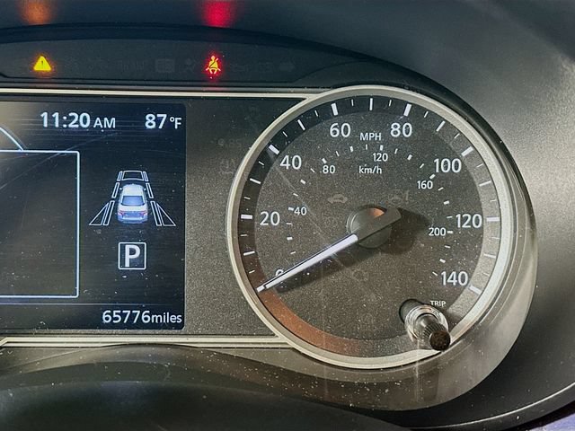 Used 2024 Nissan Versa SV FWD image 14