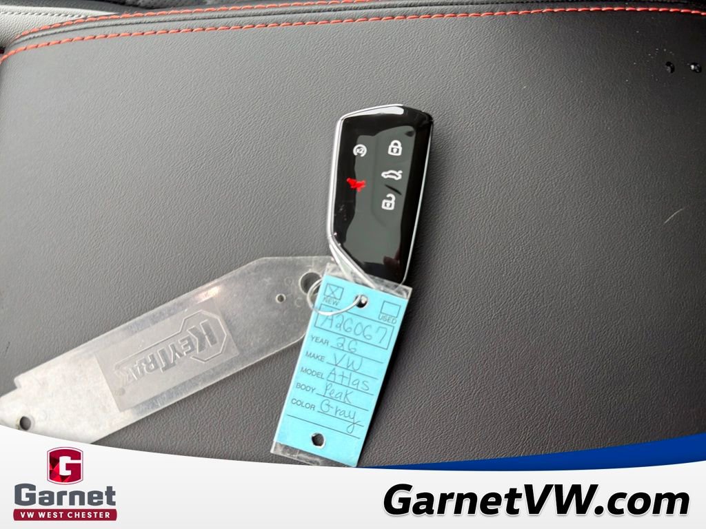 New 2026 Volkswagen Atlas Peak Edition image 21