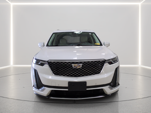 Used 2021 Cadillac XT6 Premium Luxury w/ LPO, Floor Liner Package AWD/4WD image 9