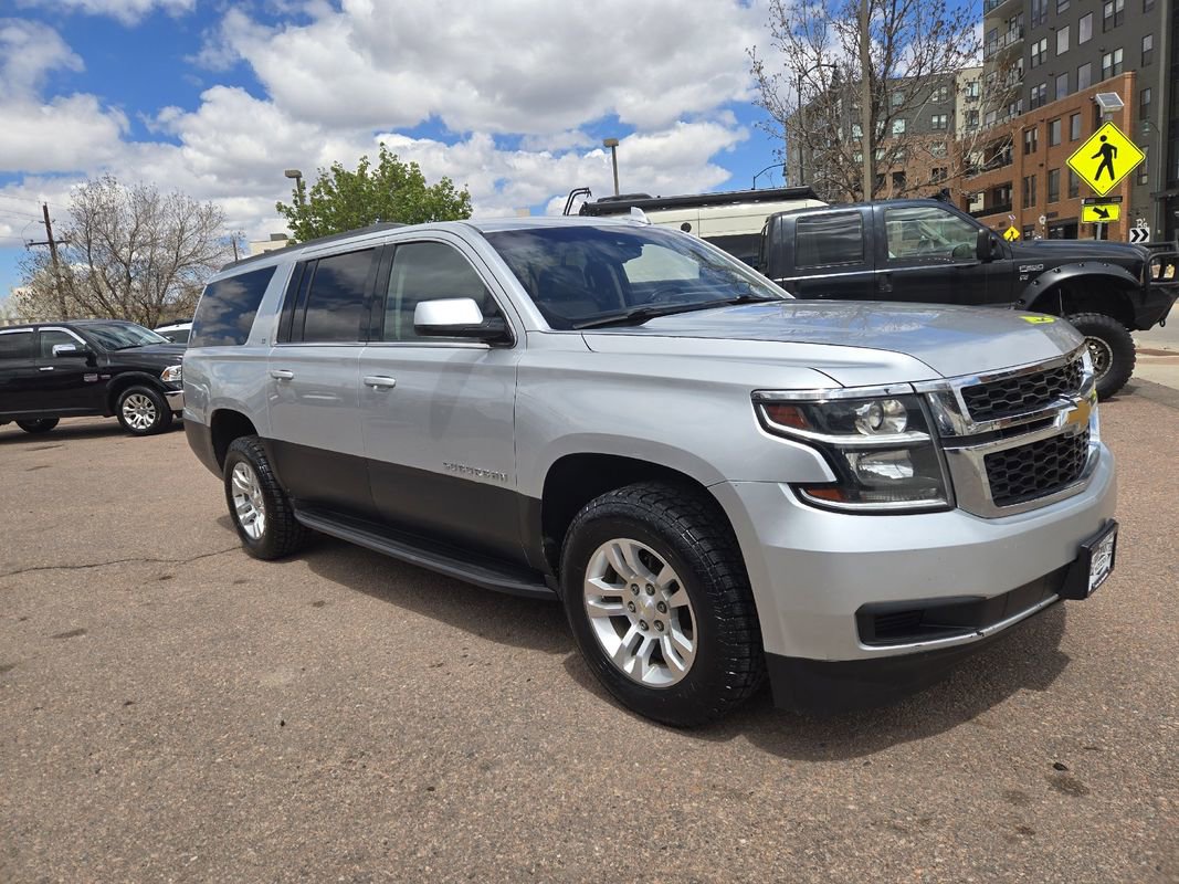 Used 2017 Chevrolet Suburban LT AWD/4WD image 14