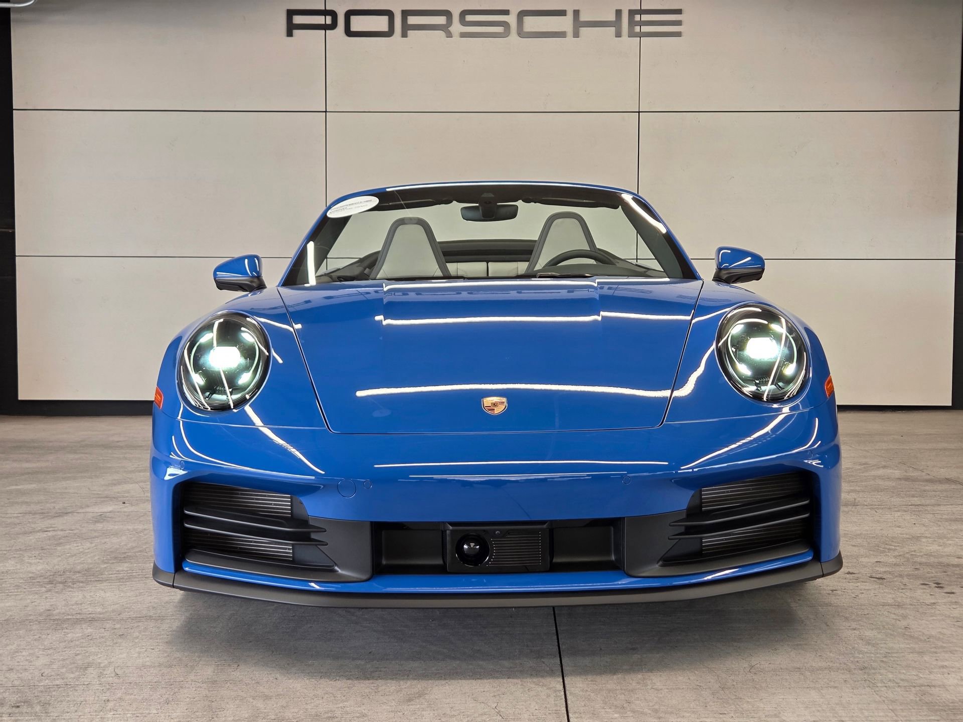 Certified 2025 Porsche 911 Carrera image 26