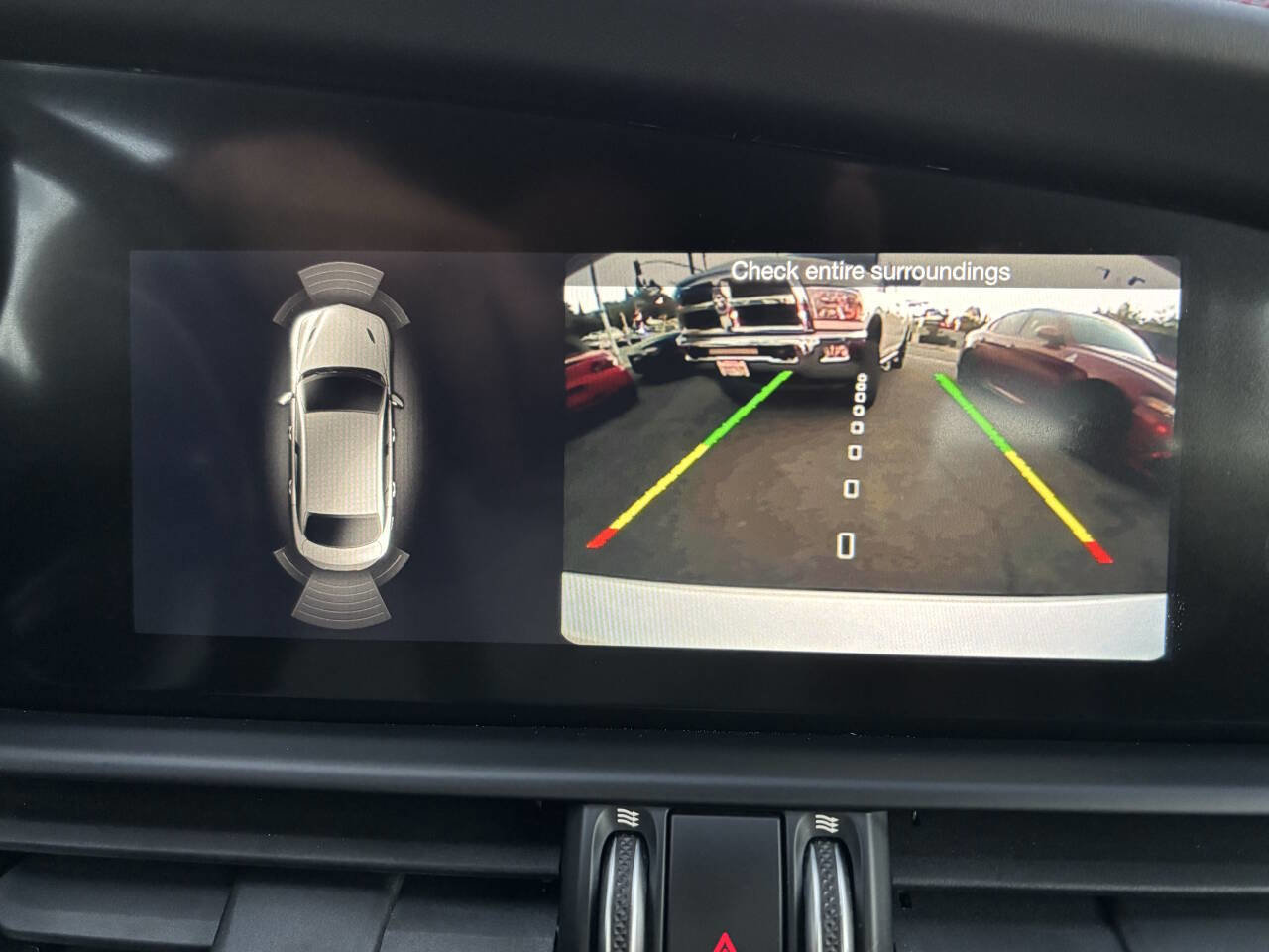 Used 2018 Alfa Romeo Giulia Quadrifoglio w/ Driver Assist Dynamic Package image 14