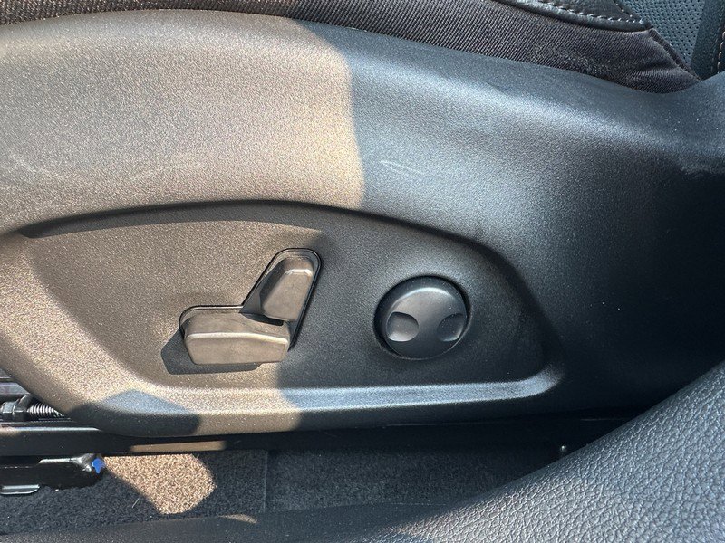 Used 2023 Jeep Compass Limited w/ Elite Group image 11