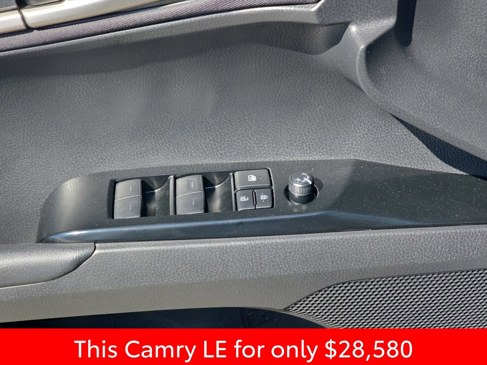 Used 2025 Toyota Camry LE w/ Convenience Package AWD/4WD image 34