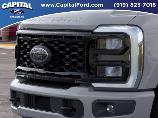 New 2026 Ford F250 Lariat w/ Black Appearance Package AWD/4WD image 18