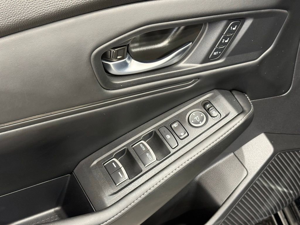 Used 2024 Honda Accord Sport image 16