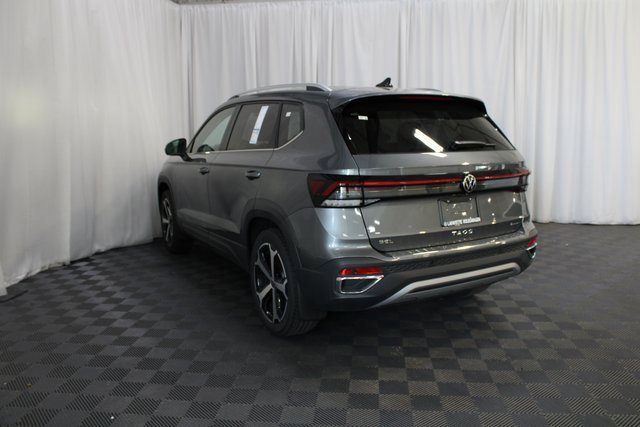 New 2025 Volkswagen Taos SEL image 23