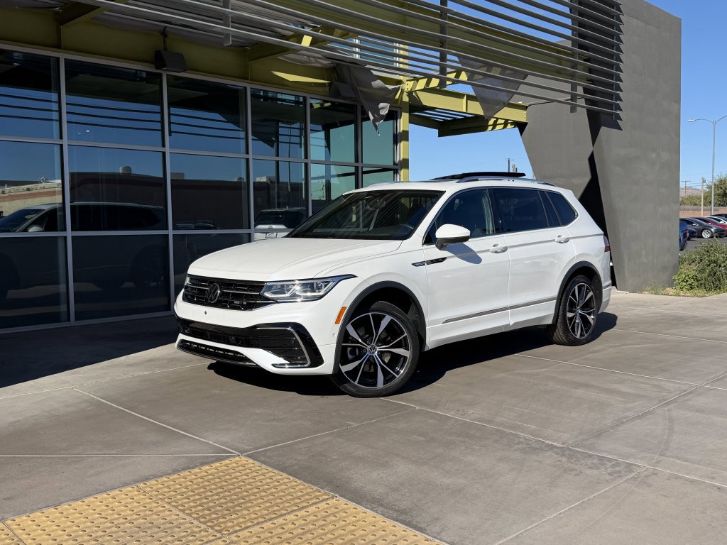 Used 2022 Volkswagen Tiguan SEL R-Line